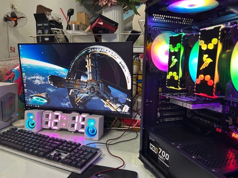 Case dual xeon 2686v4, ram 128gb, nvme 256gb.